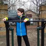 Clément sur une structure